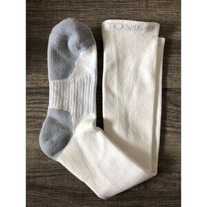 Tommie Copper Single Pair Of White Compression Socks Size Medium Shoe Size 6-8.5